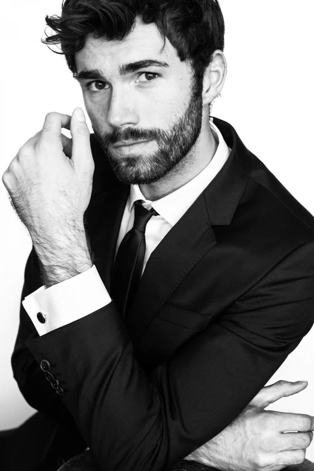 LUKAS HOFFMANN