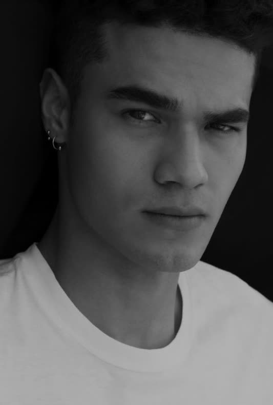 SEBASTIAN VILLEGAS