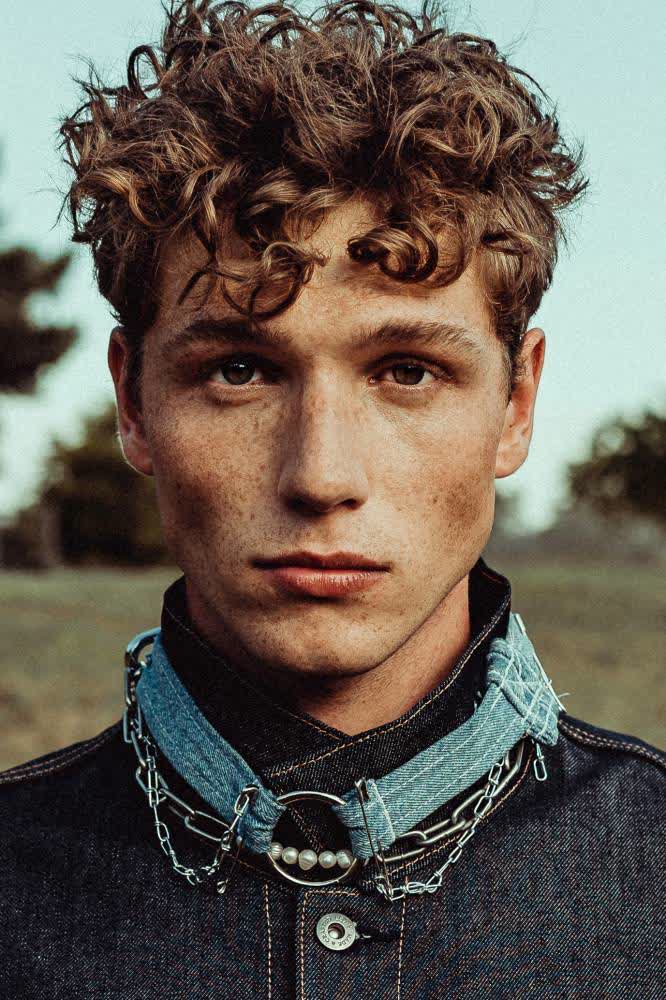 JAKOB H