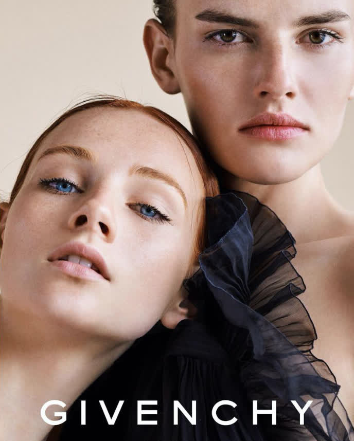 DOROTA KULLOVA